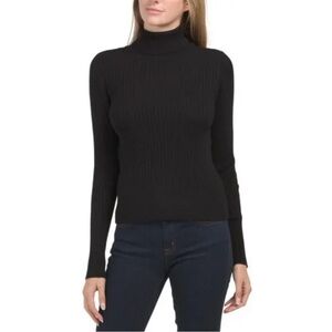 CYRUS Black Turtleneck Sweater